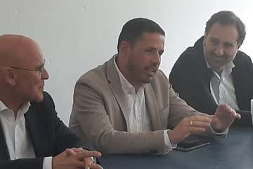 Nueva visita del Diputado del Común a La Solana (Foto TA)